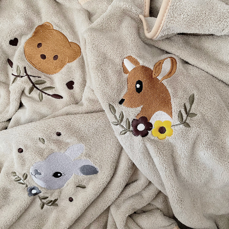 Children's Coral Fleece Cloaks - Embroidery Towel ulasan dan harga
