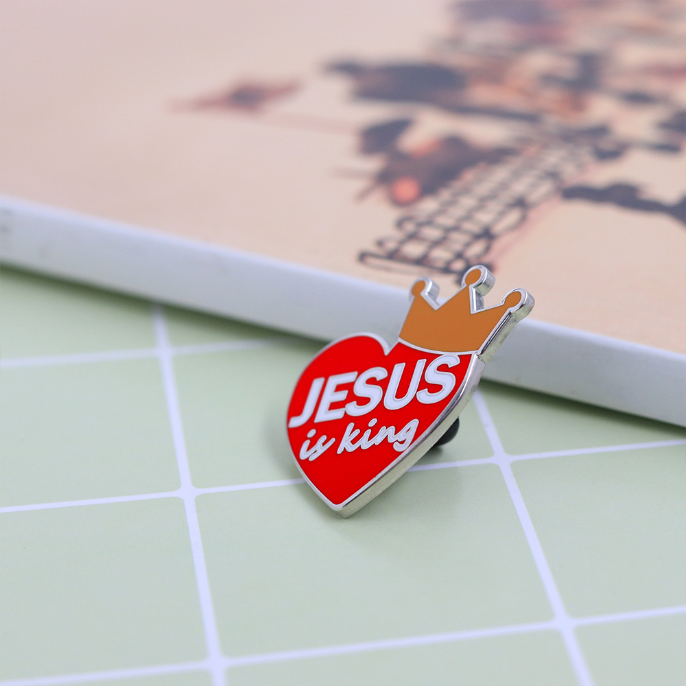 Jesus Is King Red Heart Crown  - Embroidery Jesus ulasan dan harga