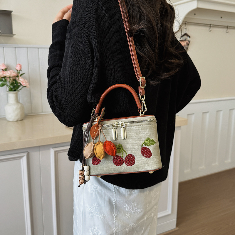 Vintage Cherry‑Embroidery Box  - Embroidery Charm ulasan dan harga